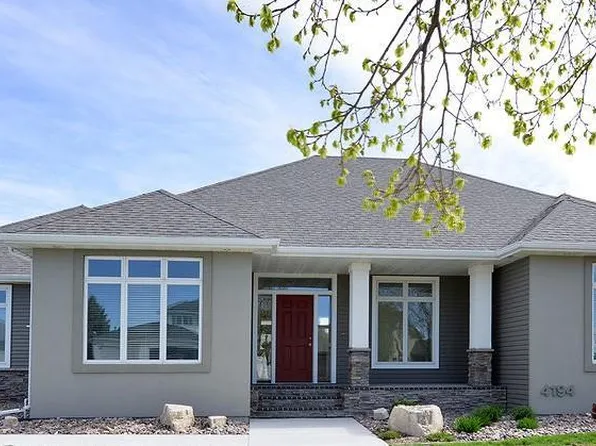 4194 58th St S, Fargo, ND 58104