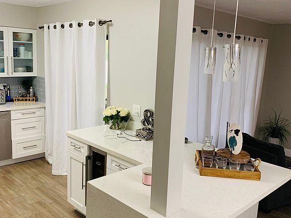 5th image of 3105 Black Oak Ct