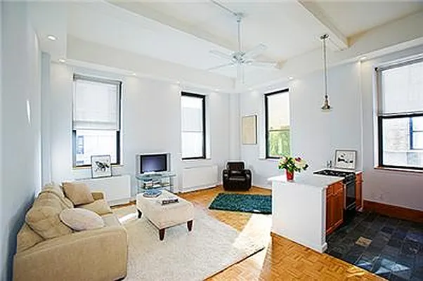 Sold by R New York | media 8