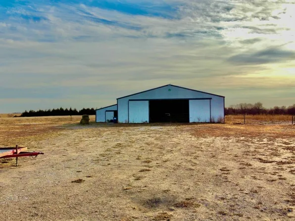 2117 U Rd, Ohiowa, NE 68416