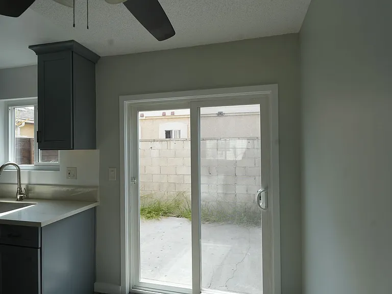 5309-11 Boswell Pl — Photo 11