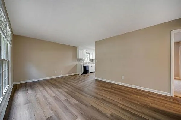 108 Glenn Ave #108 — Photo 6
