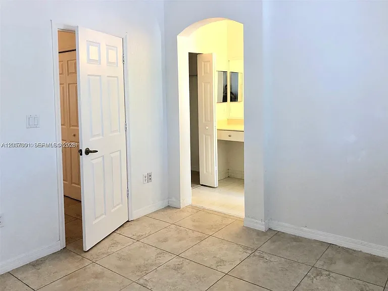 8527 NW 108th Ave #4-41 — Photo 6