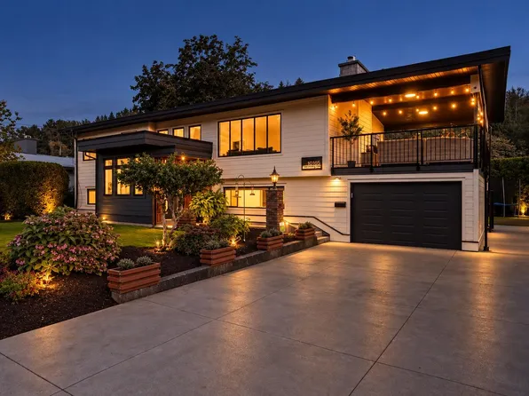 10165 Brentwood Dr, Chilliwack, BC V2P 6G5