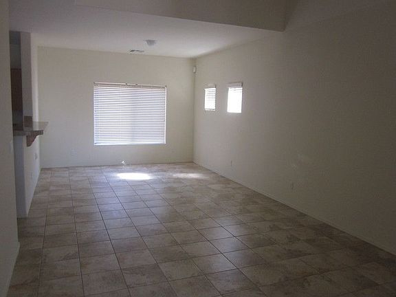 2nd image of 2230 W Carolina Dr