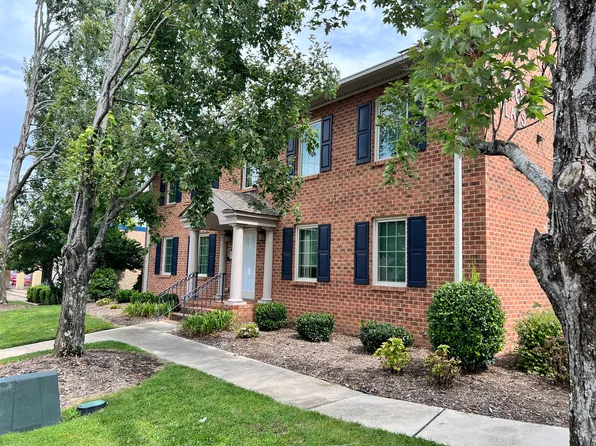 516 W Innes St APT 201, Salisbury, NC 28144