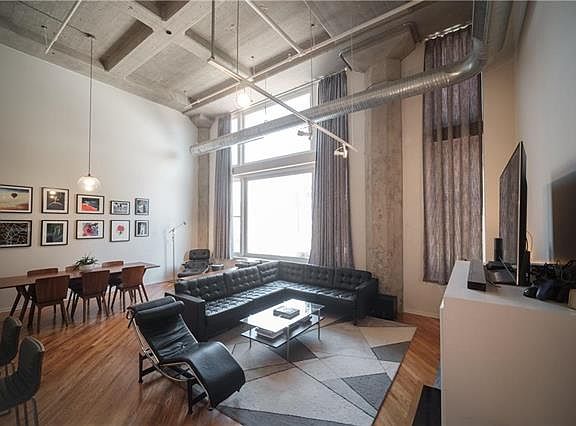 3rd image of 2107 Grand Blvd APT 204