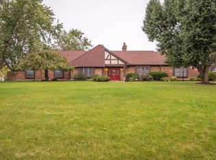 8901 Highlanders Ct, Springboro, OH 45066