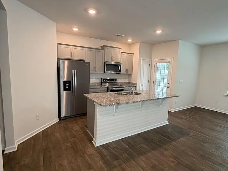 9124 Lowfalls Ln — Photo 4