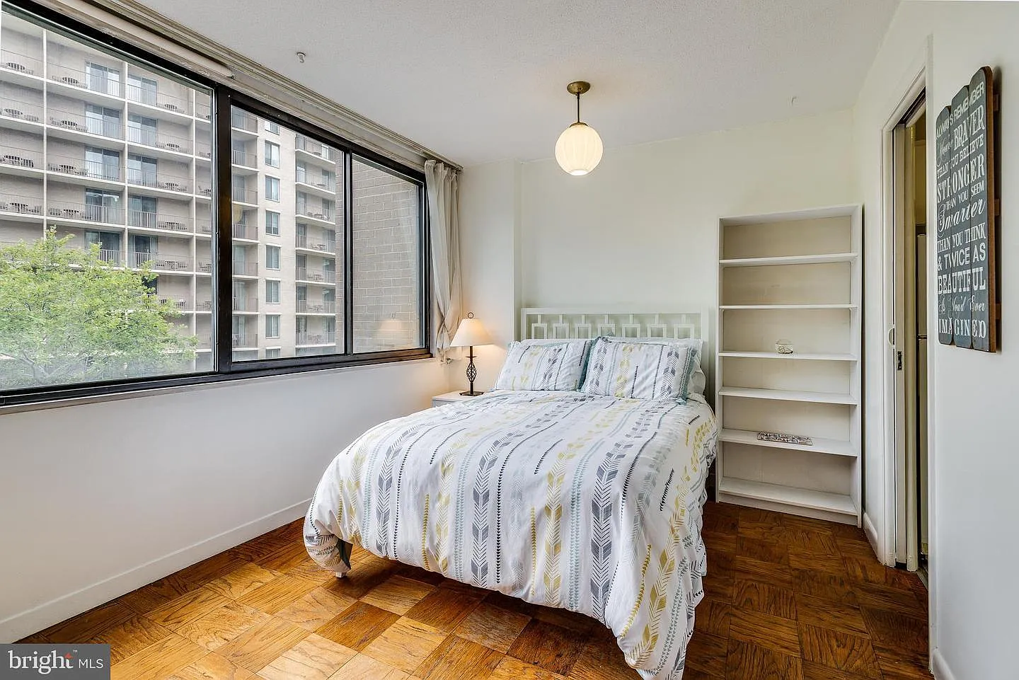 Studio, 475 sqft, $2,400 — Photo 3