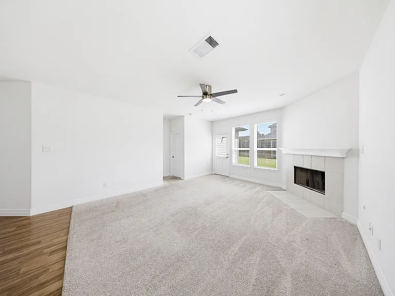 40615 Guillemont Ln — Photo 4