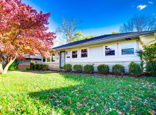 9202 Hunter Rd, Lyndon, KY 40242