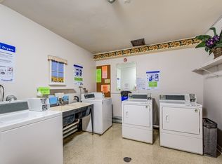 Gage Manor Apartments, Hamilton, ON L8V 4K6