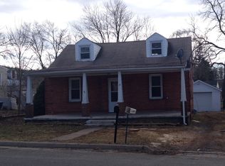 17 Walker Ave, Front Royal, VA 22630