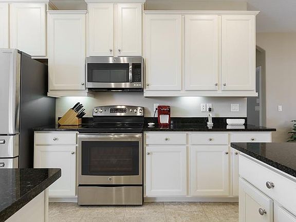 5th image of 10434 Machrihanish Cir