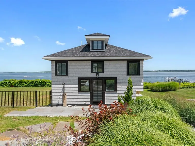 1058 E Shore Rd — Photo 1