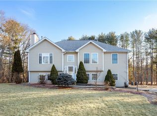 1 Dumont Farm Rd, Coventry, RI 02816