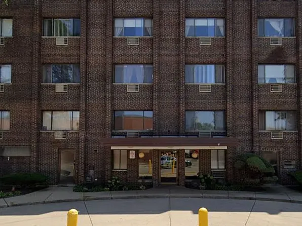 8455 W Leland Ave Unit 312, Chicago, IL 60656