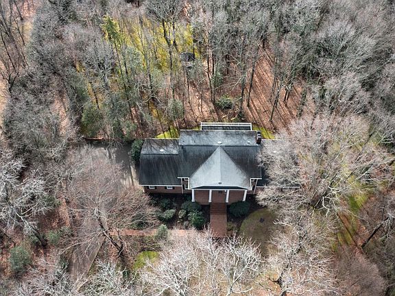 3rd image of 23 Rocky Creek Ln