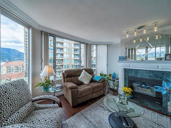 4th image of 1160 Sunset Dr #1005