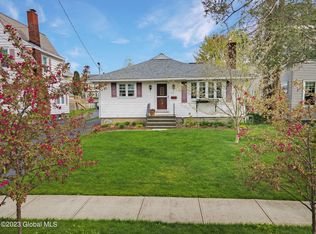 1136 Ardsley Rd, Schenectady, NY 12308