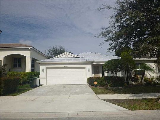 1st image of 5225 NW 49th St