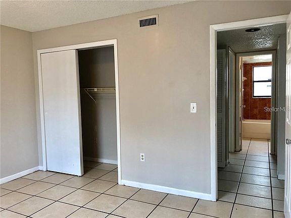 5th image of 8802 N Orangeview Ave #D
