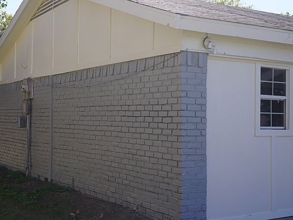 4th image of 210 Redwood Dr