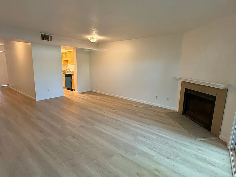 451 Tabor Ave — Photo 12
