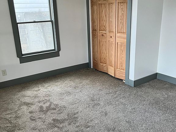 5th image of 395 Dorsey Ave #A