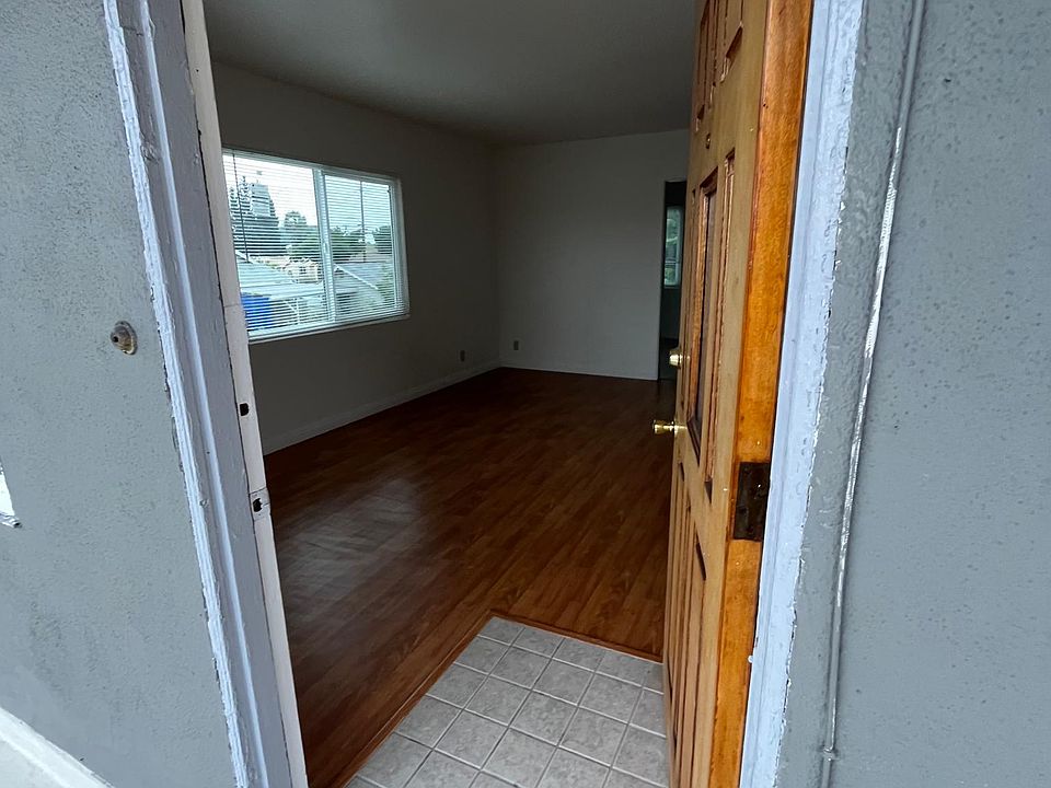 2nd image of 16912 1/2 Clark Ave #2