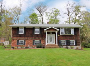 95 Gay Ridge Rd, Yorktown Heights, NY 10598