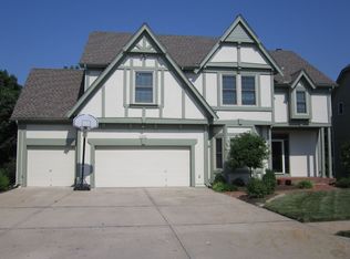 6721 NW Monticello Ter, Parkville, MO 64152