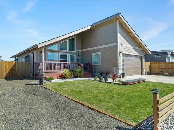 1252 Storm King Avenue SW, Ocean Shores, WA 98569