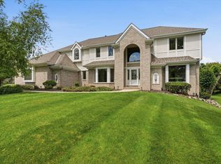 N28W30244 Red Hawk COURT, Pewaukee, WI 53072