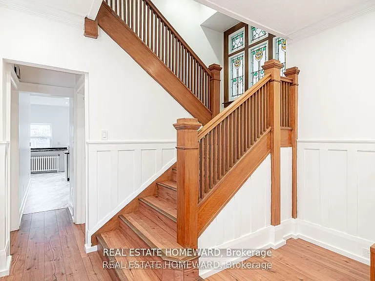 56 Oakwood Ave — Photo 11