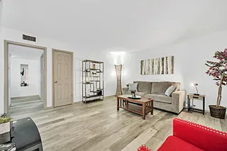 Gaston Uptown Apt - 117 — Photo 1