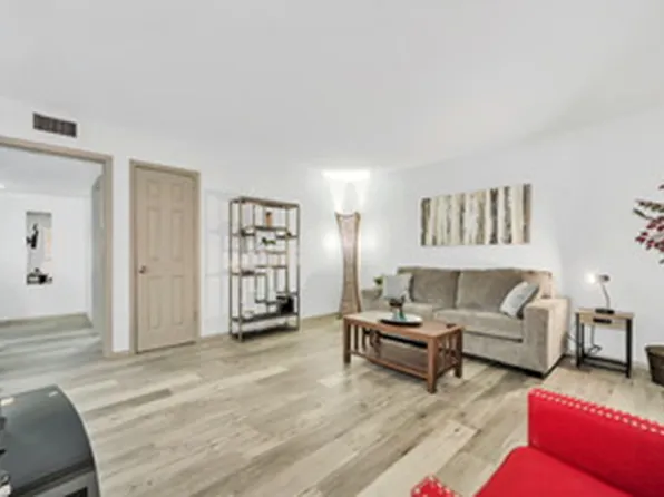 5646 Gaston Ave, Dallas, TX