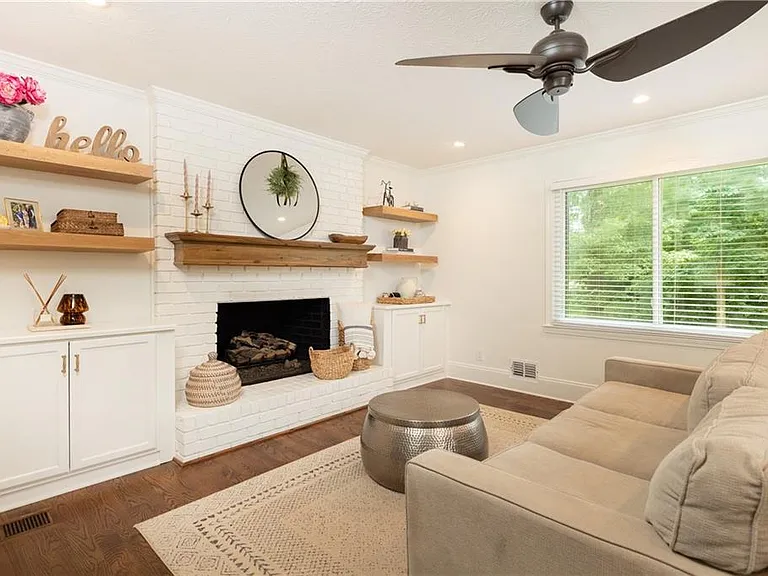 2431 Prince Howard Trl — Photo 9