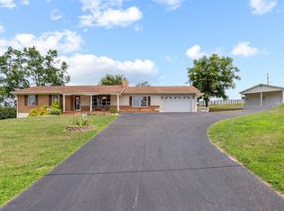 3357 Lavender Rd, Pulaski, VA 24301