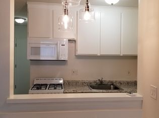 5480 Quakertown Ave #207, Woodland Hills, CA 91364