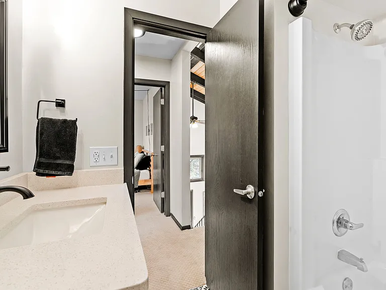 3475 Pilgrim Ln N #3475 — Photo 7