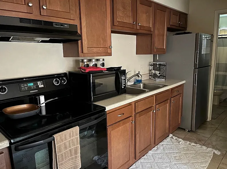 Apt #4 Pullman Kitchen (layout similar to Apt #3)