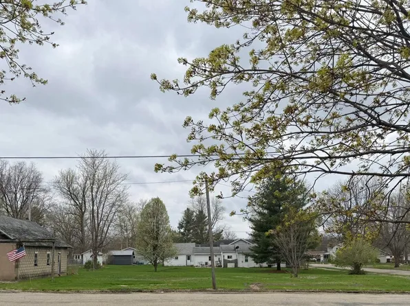 504 S Main St, Lacon, IL 61540