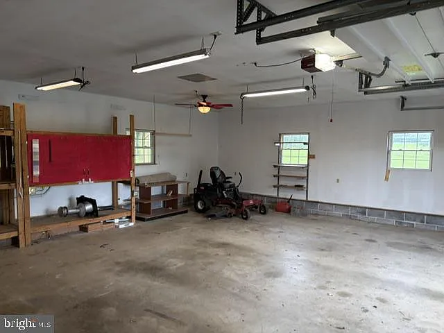3 bed, 1.5 bath, 1314 sqft, $2,000 — Photo 4