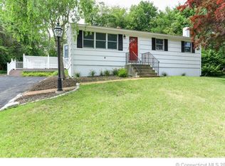 11 Tamarack Dr, Clinton, CT 06413