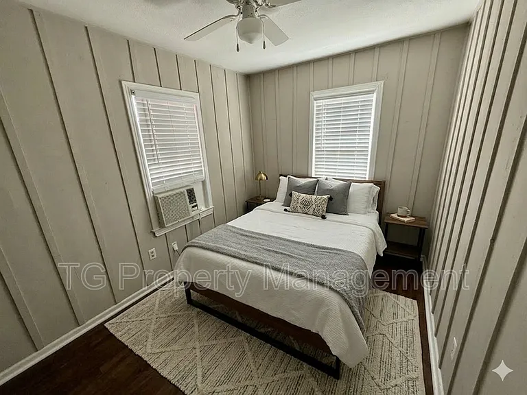 5687 Akra Ave — Photo 7
