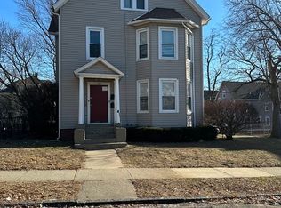 121 Northampton Ave, Springfield, MA 01109