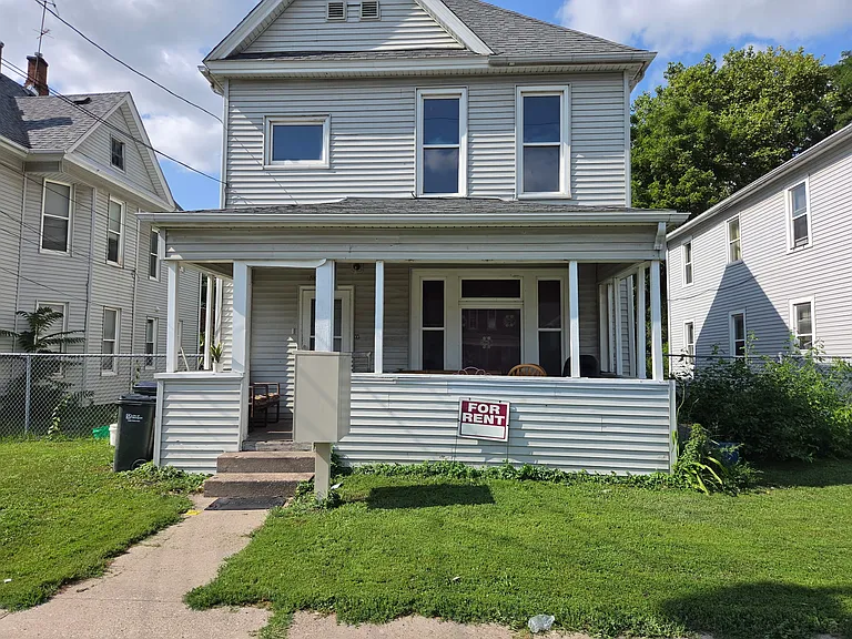 1456 W 4th St #B — Photo 6