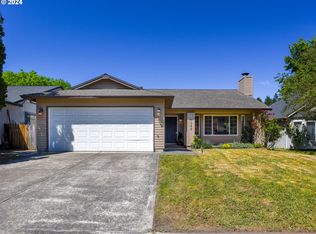 7045 SW 174th Ave, Beaverton, OR 97007